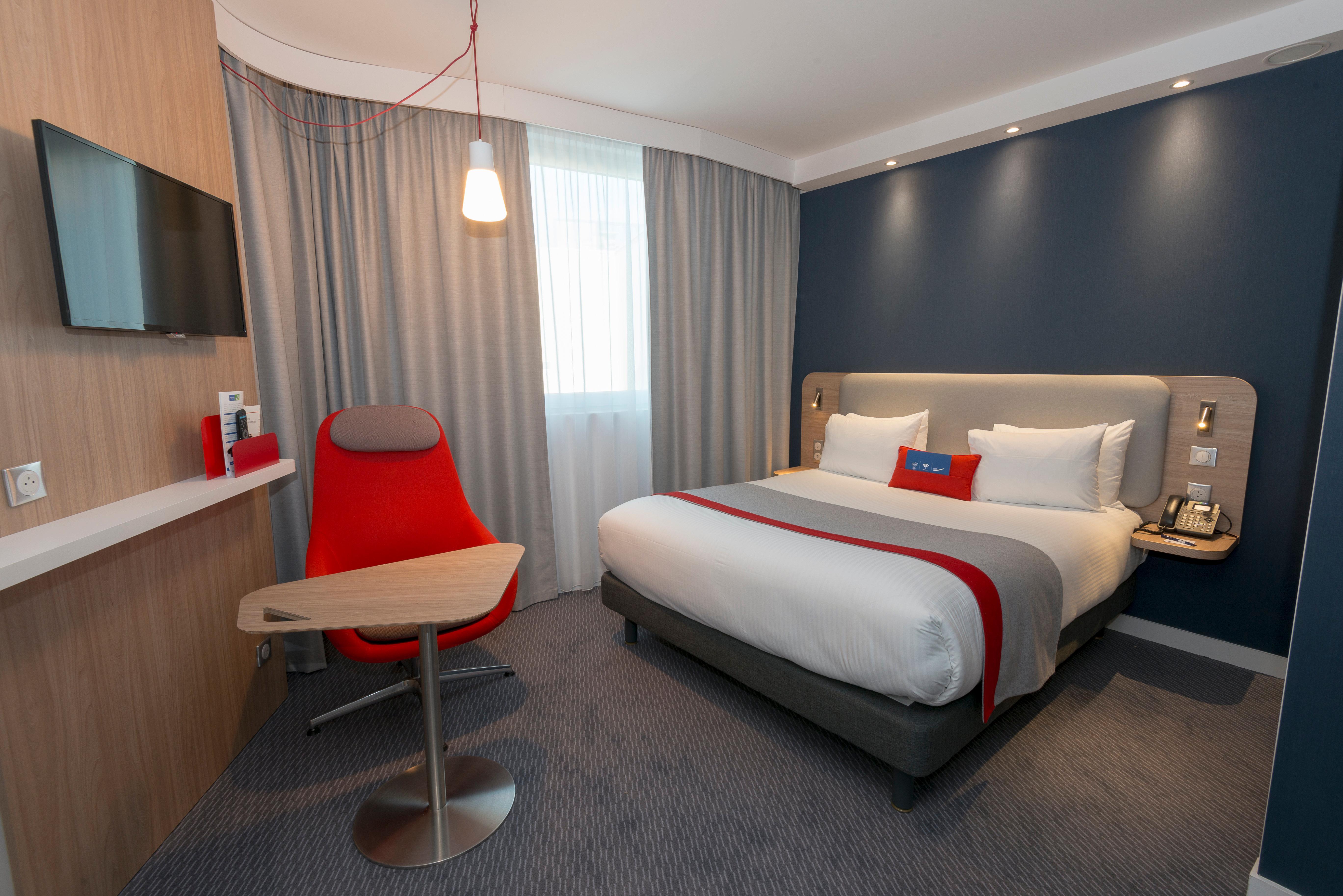 Holiday Inn Express Paris - Velizy, An Ihg Hotel Zewnętrze zdjęcie